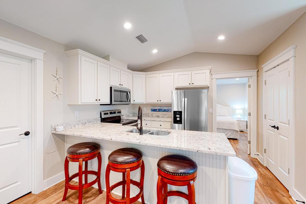 Beach Cottage East Дофин Айлънд Екстериор снимка